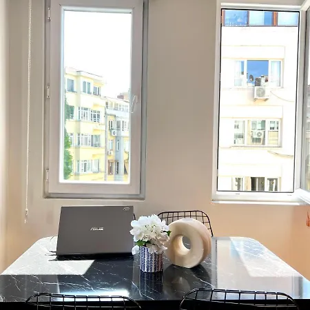 Wonder Homes- Cozy Flat, 2br, Terrace, Cihangir, Frz3