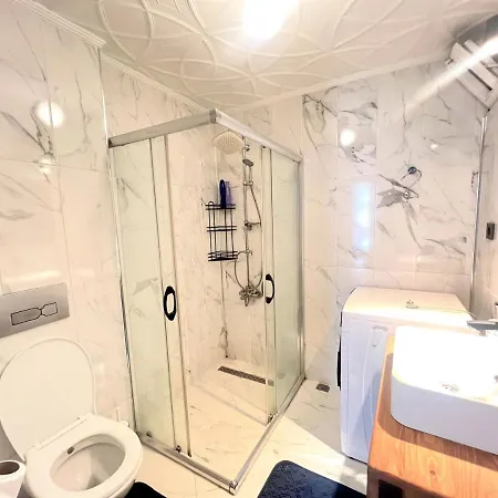 Wonder Homes- Cozy Flat, 2br, Terrace, Cihangir, Frz3 Apartment *