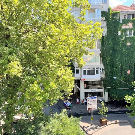 Wonder Homes- Cozy Flat, 2br, Terrace, Cihangir, Frz3 Apartment *