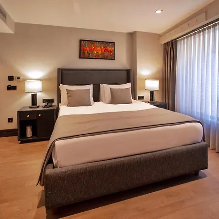 Hotel Root Karakoey