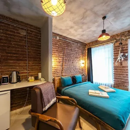 Classy Furnished Studio In The Heart Of Karakoy Daire