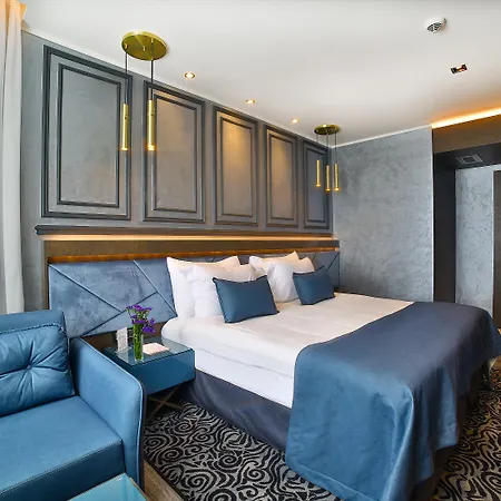 Hotel Amethyst 4*