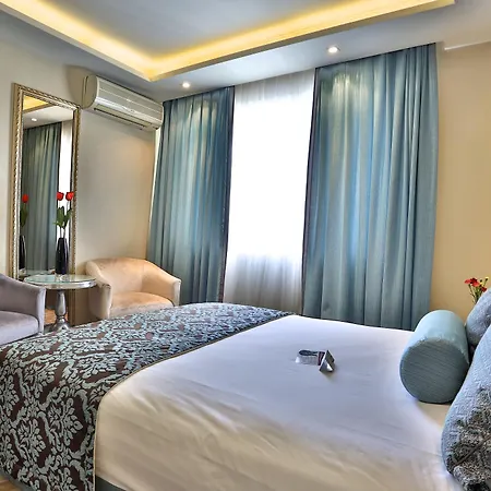 Zurich 4*