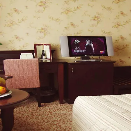 Pera Rose Hotel 4*
