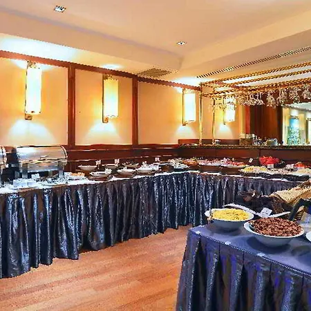 Hotel Pera Rose