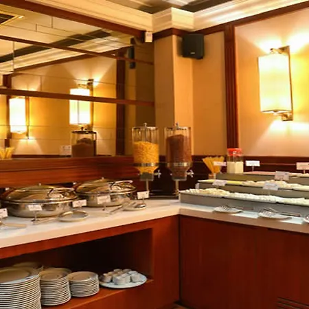 Hotel Pera Rose 4*