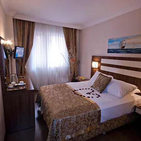 Hotel Aspen & Old 4*