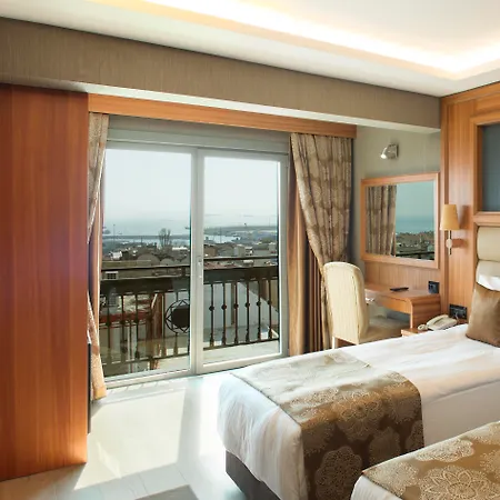 Hotel Ilkbal Deluxe &spa