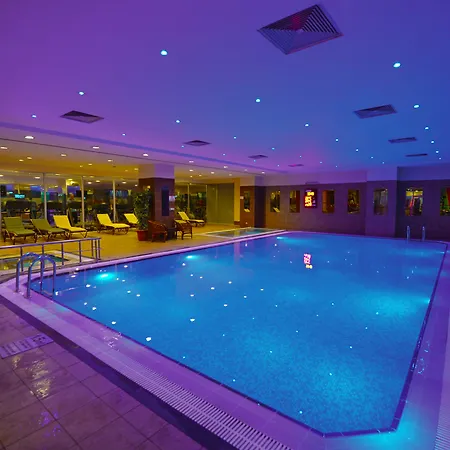 Hotel The Green Park Merter 5*