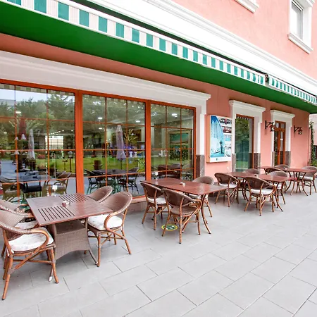 The Green Park Merter 5*