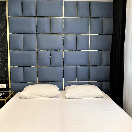 Hotel Orange Airport 3*