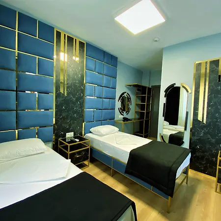 Orange Airport Hotel 3*