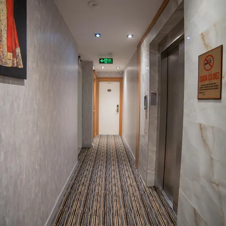 Hotel Miran 3*