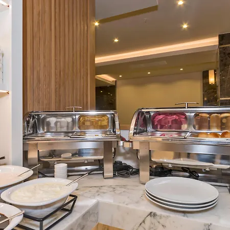 Golden Royal & 4* Istanbul