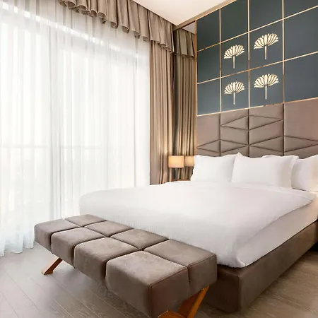 Hotel Tryp By Wyndham Topkapi 4*