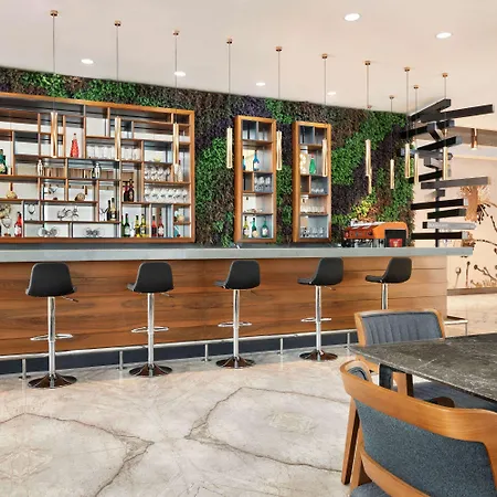 Hotel Tryp By Wyndham Topkapi 4*