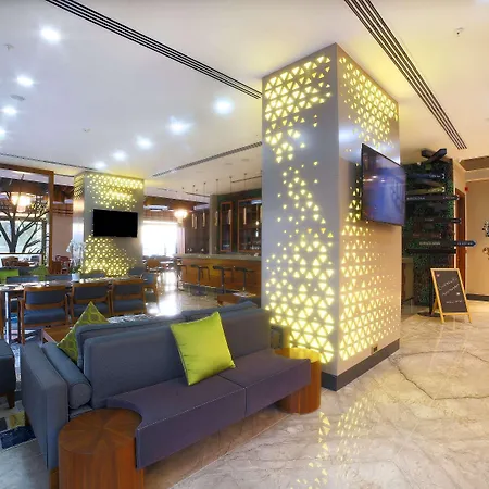 Hotel Tryp By Wyndham Topkapi 4*