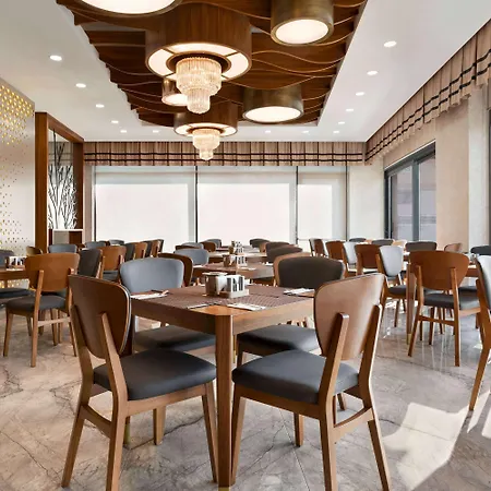 Tryp By Wyndham Topkapi 4* Estambul