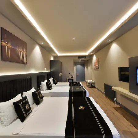 Hidden Hills Airport Otel 5*