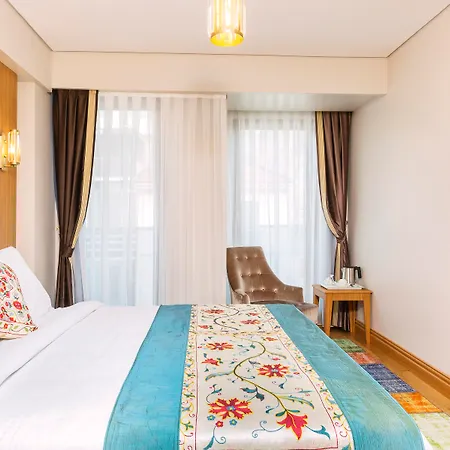 Obelisk & 4* Istambul
