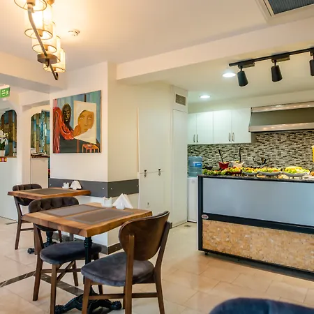 The Camelot Hotell