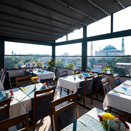 Antusa Design & Hotel