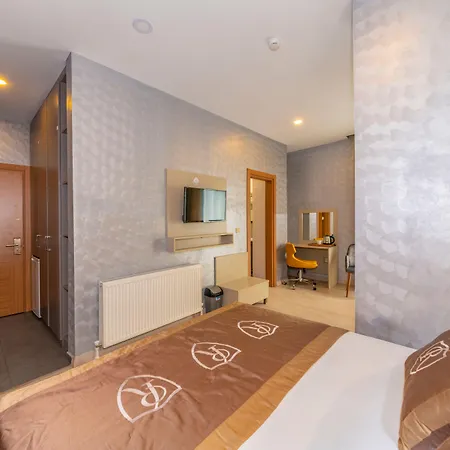 Stayso By Cloud7 Hotel 4*