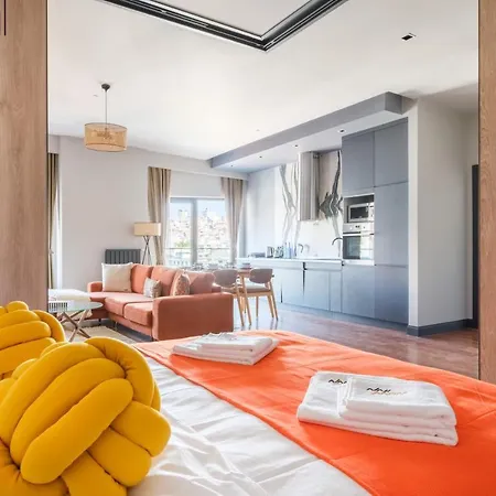Benesta By Newinn Apartment