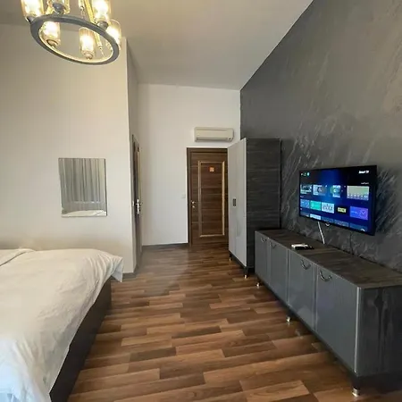 Smf Suites 2 アパートホテル *