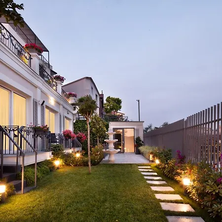 Mula Otel 5*