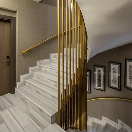 Mula Otel 5*
