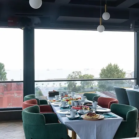 Costera Isztambul