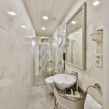 9 Doors (adults Only) Hotel 2*