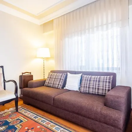 Peaceful Flat In The Heart Of Atasehir Apartment *