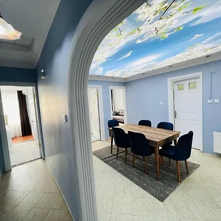 Elegant 3-bedroom Unit Near To Fatih Mosque. *
