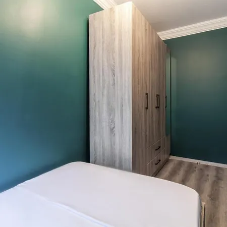 Apartment Fabulolus