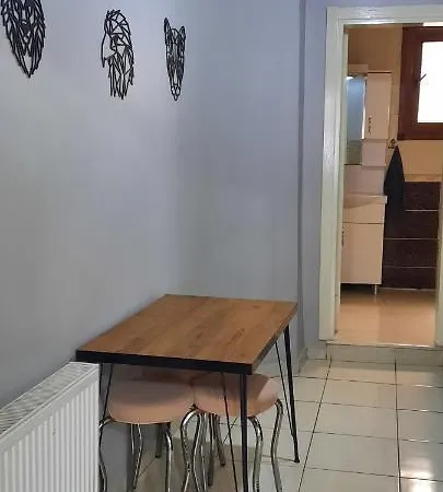 Nana Taksim Apartment