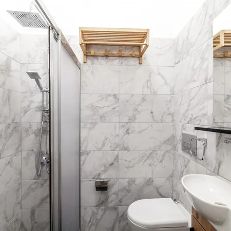 Apartment And Modern Flat Near Flower Passage Istanbul
