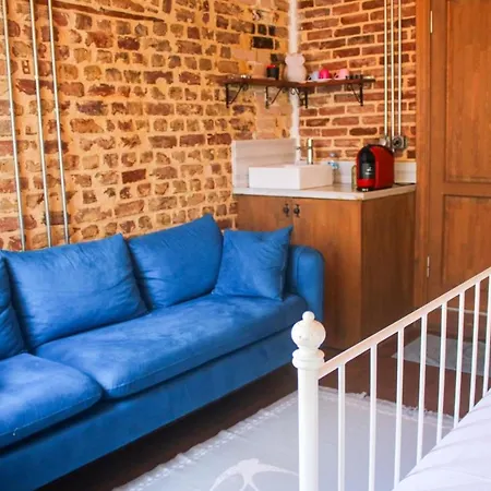 Historic House Surrounded By Attractions In Balat * Istanbul