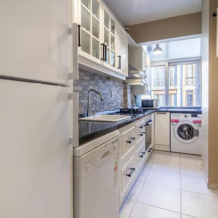 Lovely And Comfortable In Sisli Apartment *