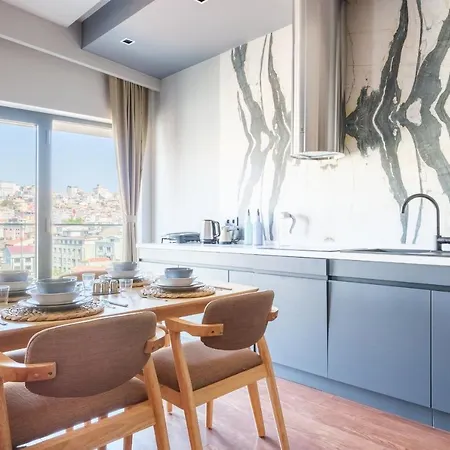 Benesta By Newinn Apartment