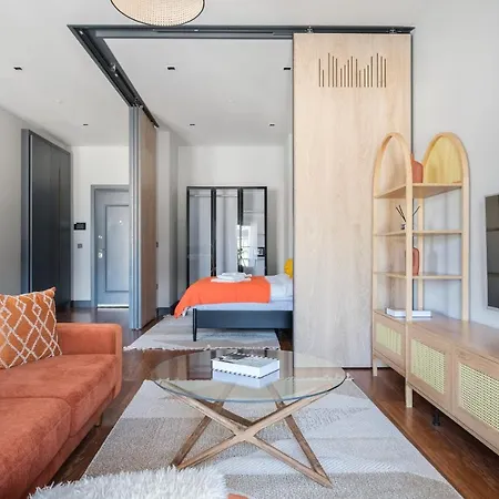 Benesta By Newinn Apartment