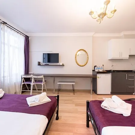 Frame & Suites *