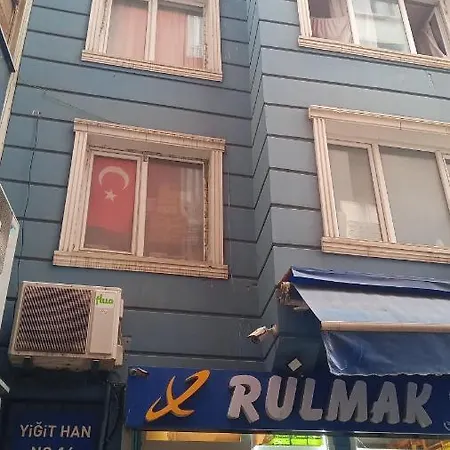 Central Apartament 4' Galata Tower Granbazaar 2' Sea 4' Ferry/metro/tram Apartment *