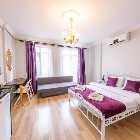 Hotel Frame & Suites *