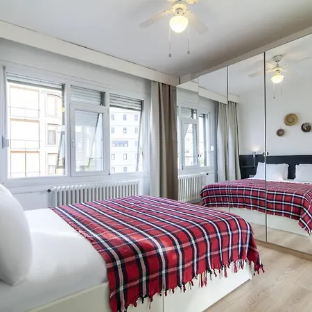 Modern Flat With Central Location In Kadikoy 伊斯坦布尔