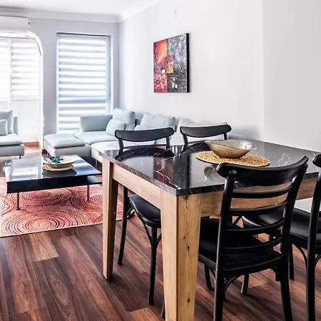 Sleek Flat 50 M To Bull Statue In Kadikoy 公寓 伊斯坦布尔
