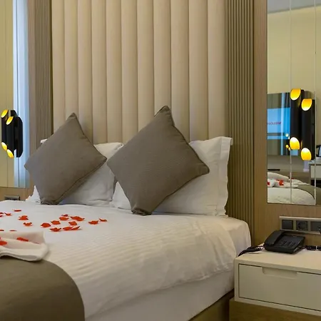 Hotel Brako *