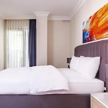 Daire Flat In Maltepe With Balcony Near Shopping Malls *