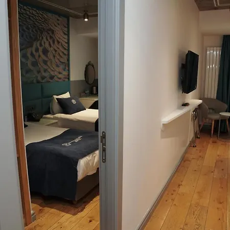 Royal Galata 3*